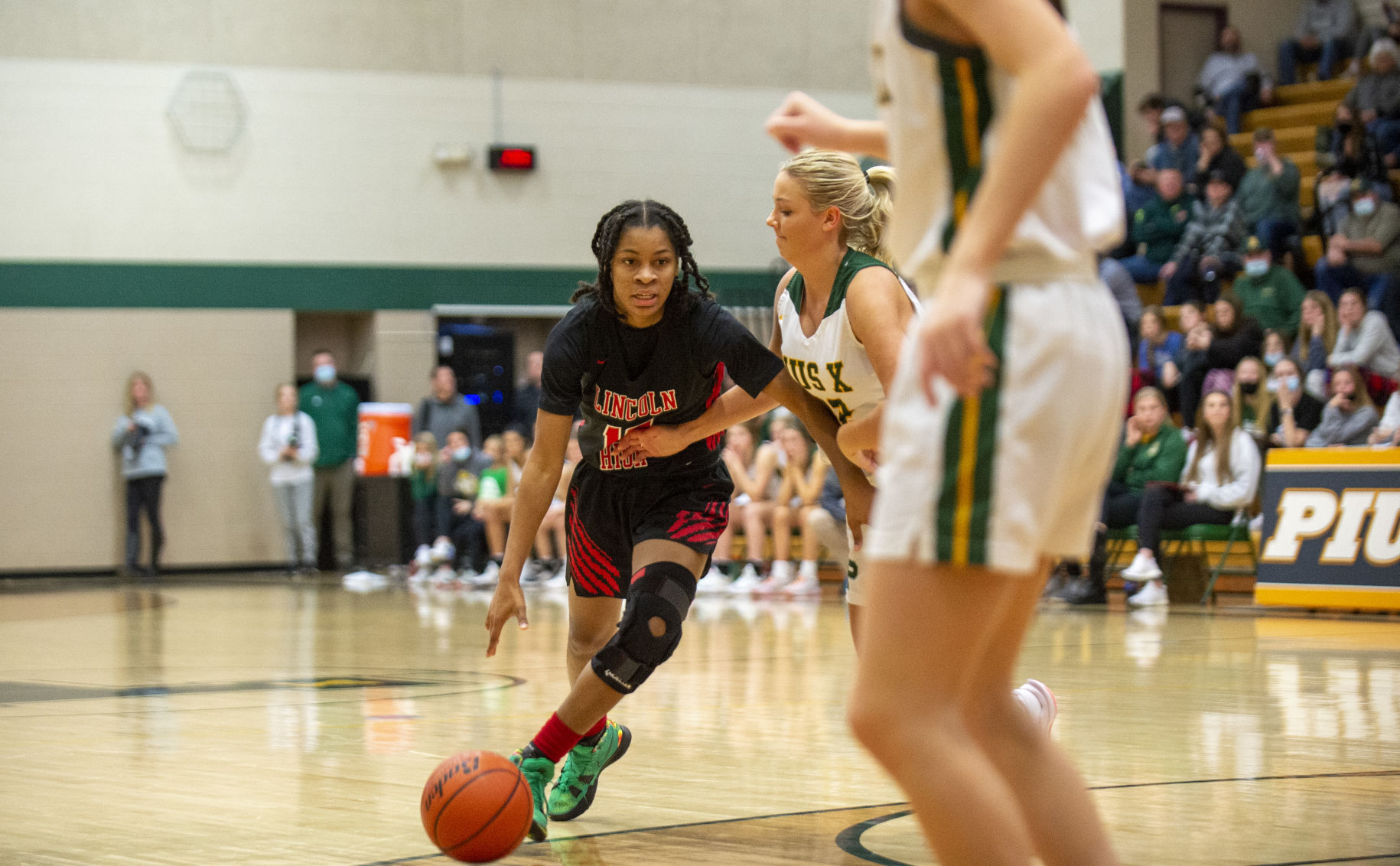 Lincoln High vs. Lincoln Pius X, 1.14